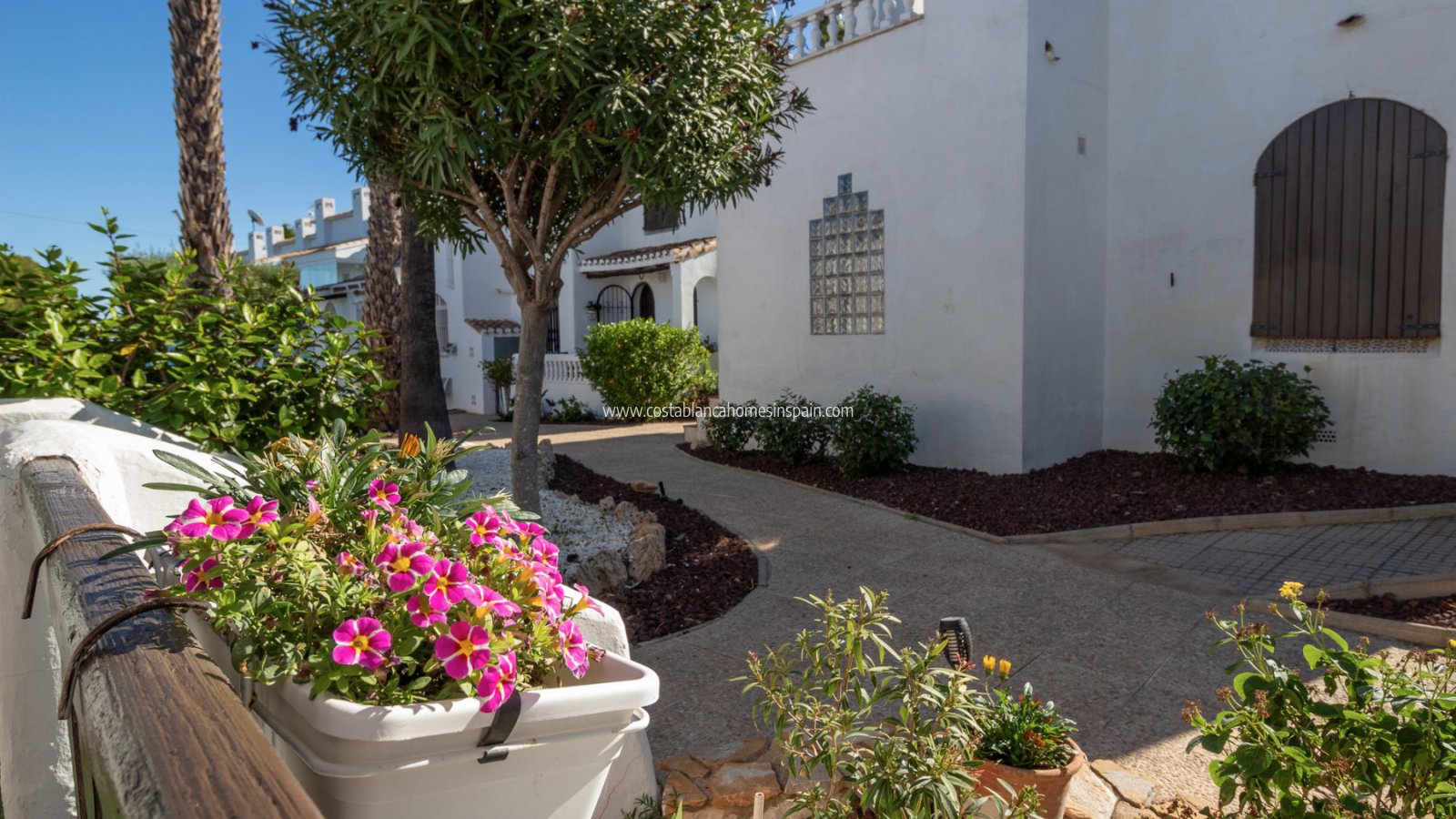 Resale - Semi - Detached Villa - Villamartin - Fortuna