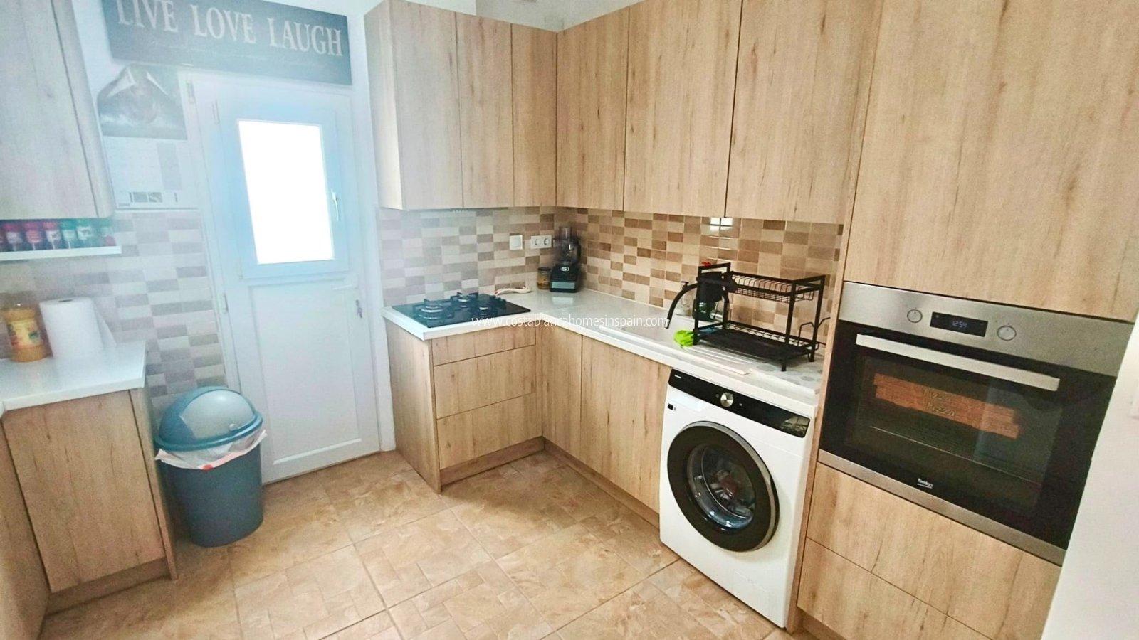 Resale - Semi - Detached Villa - Villamartin