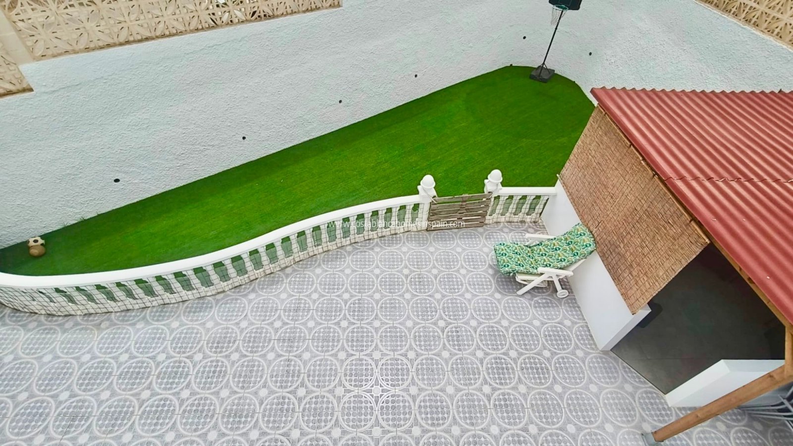 Resale - Semi - Detached Villa - Villamartin
