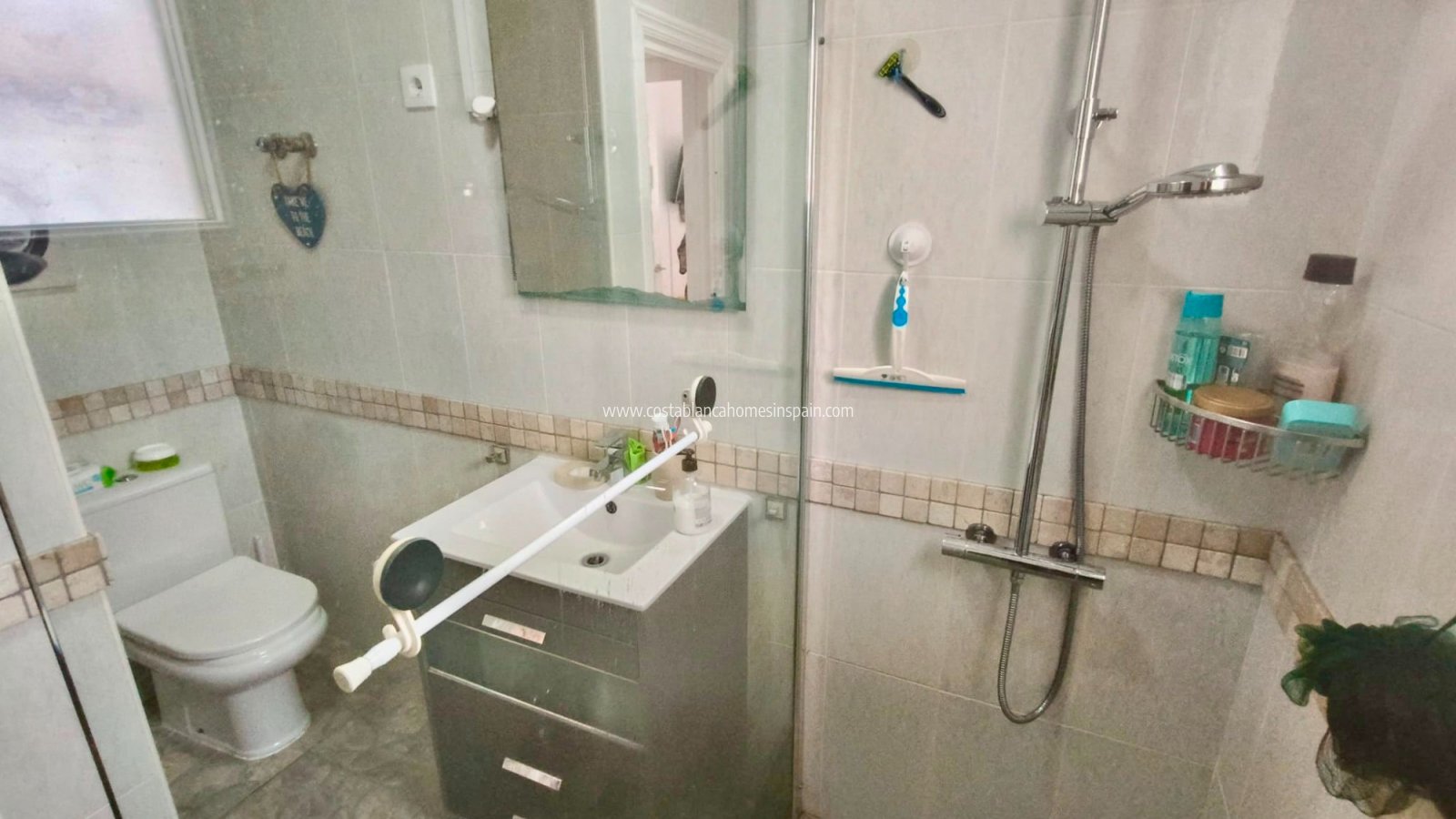 Resale - Semi - Detached Villa - Villamartin
