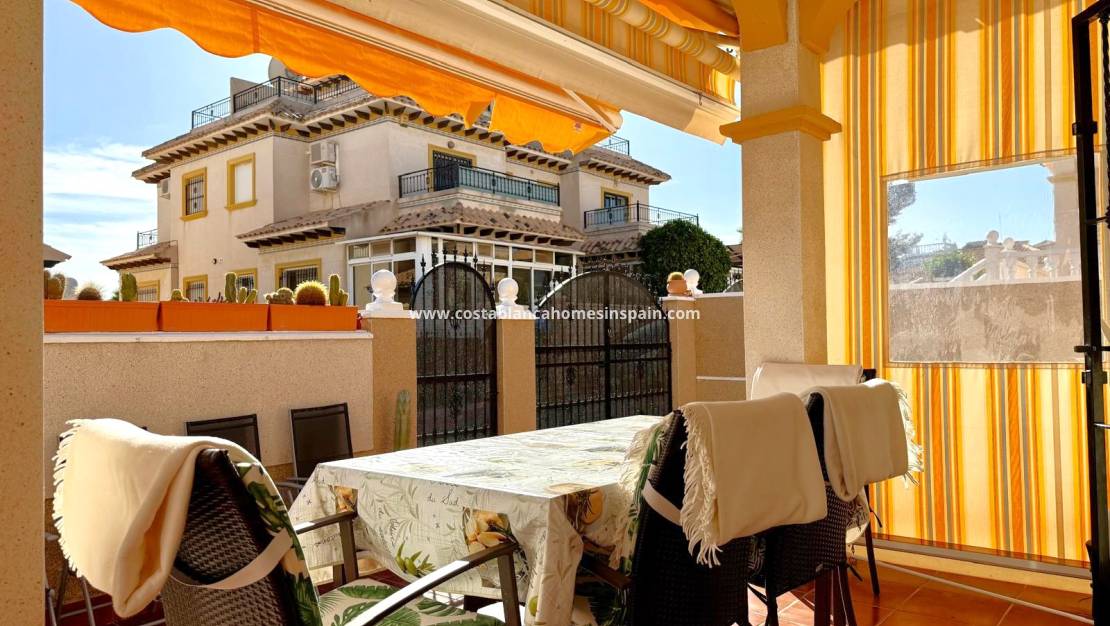 Resale - Semi - Detached Villa - Villamartin