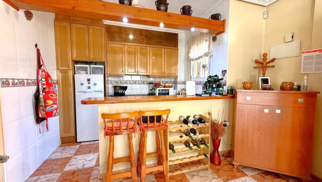 Resale - Semi - Detached Villa - Villamartin