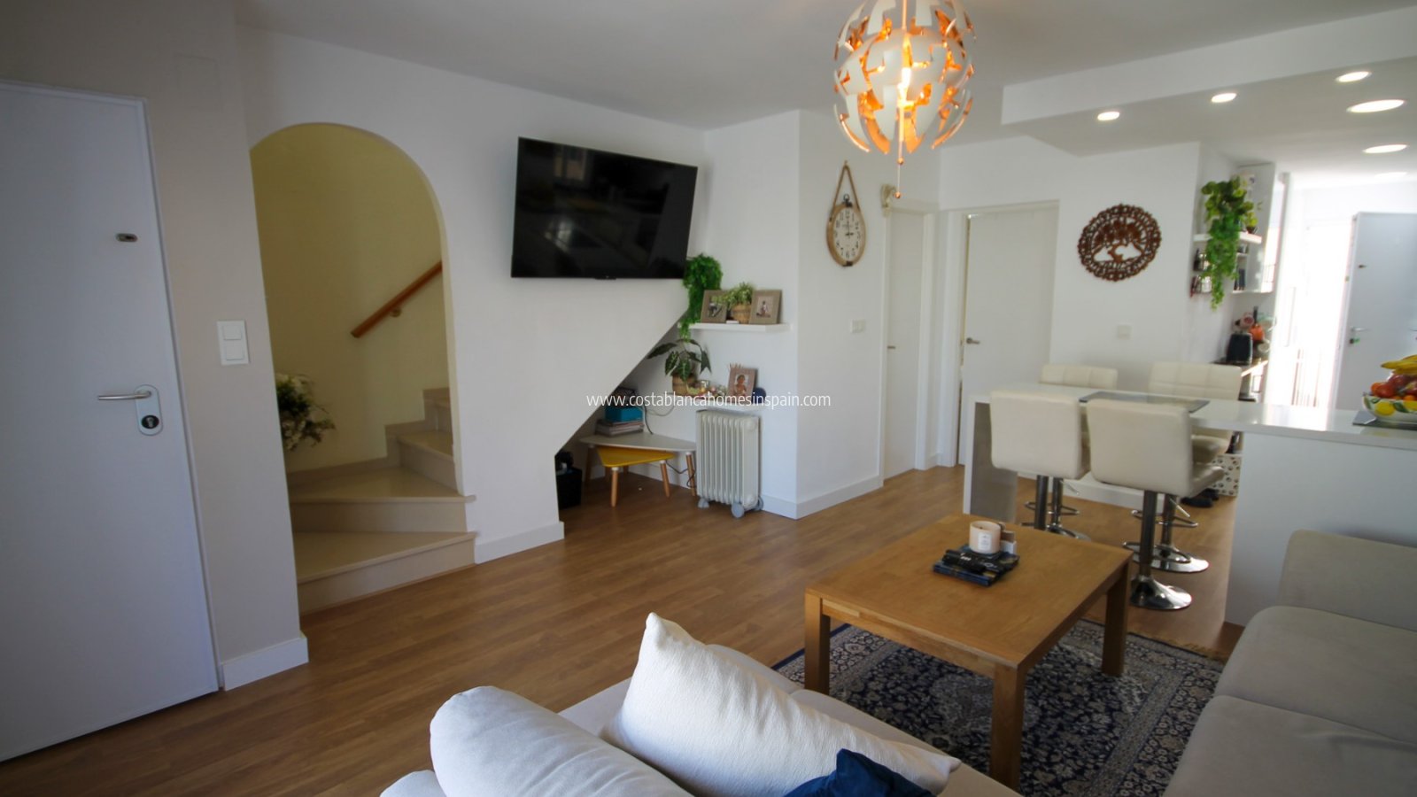 Resale - Semi - Detached Villa - Villamartin