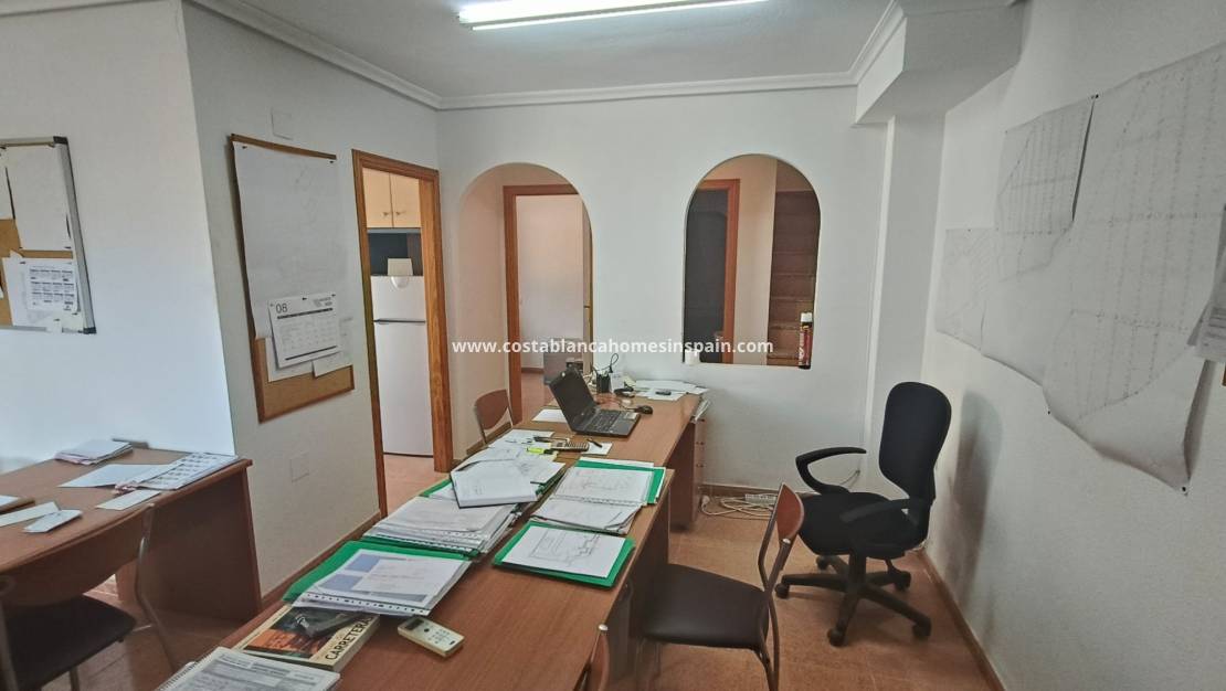 Resale - Semi - Detached Villa - Vistabella Golf