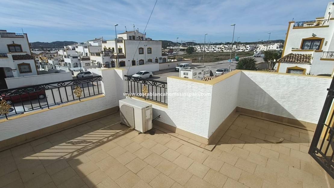 Resale - Semi - Detached Villa - Vistabella Golf