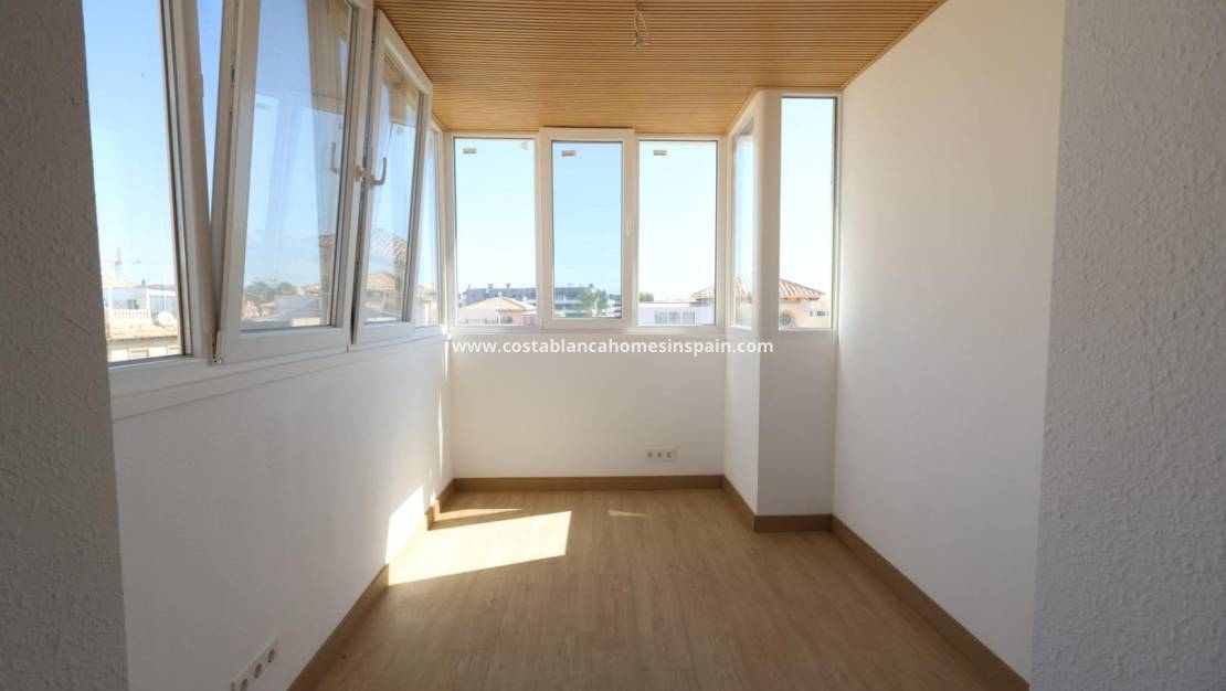 Resale - Terraced house - Orihuela Costa - La Zenia