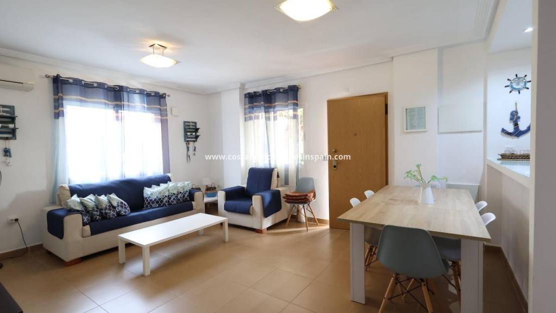 Resale - Terraced house - Orihuela Costa - Punta Prima