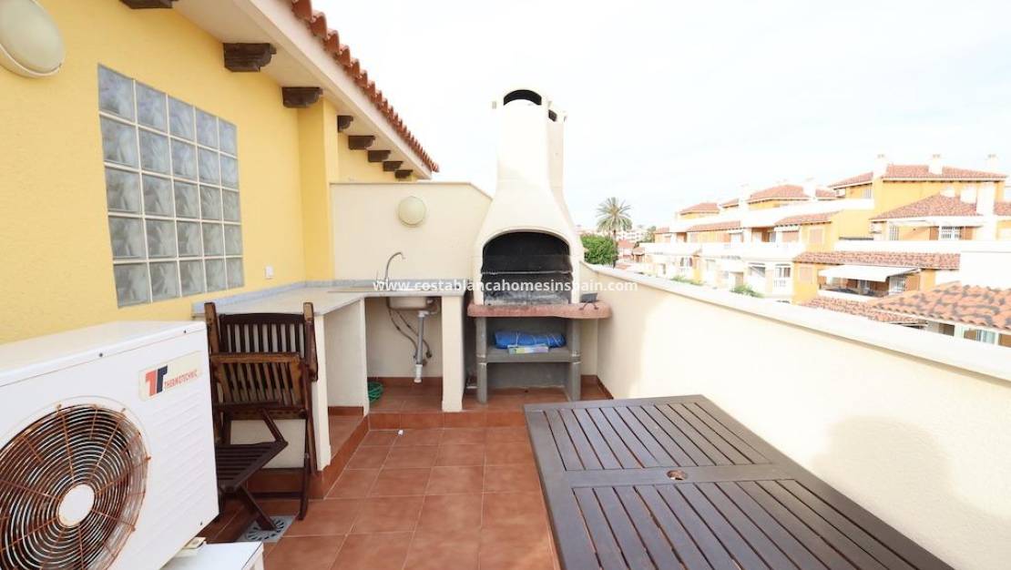 Resale - Terraced house - Orihuela Costa - Punta Prima