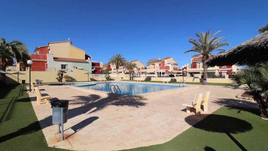 Resale - Terraced house - Torrevieja - Torreblanca