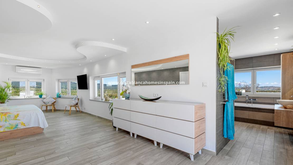 Resale -  - Torremendo