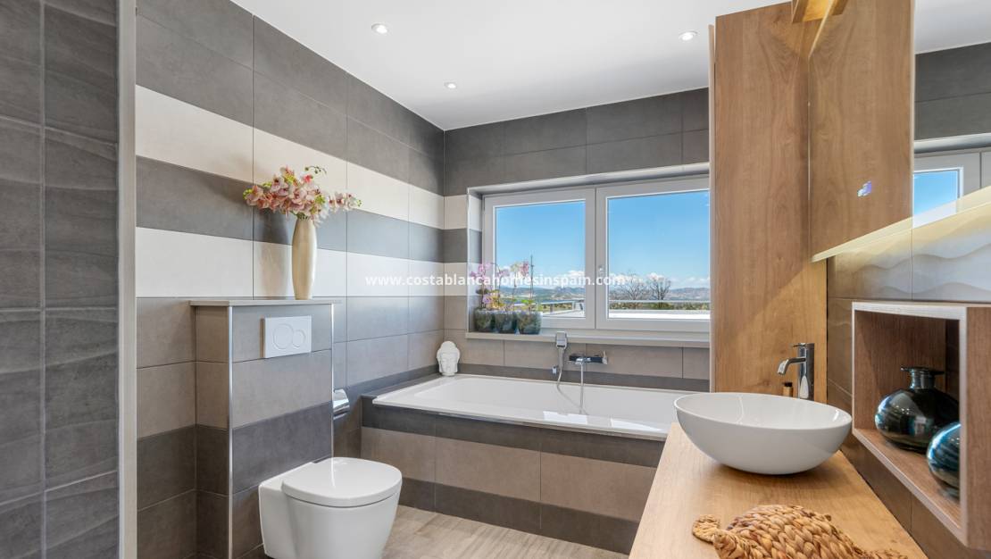 Resale -  - Torremendo