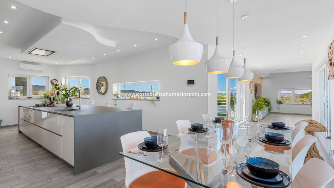 Resale -  - Torremendo