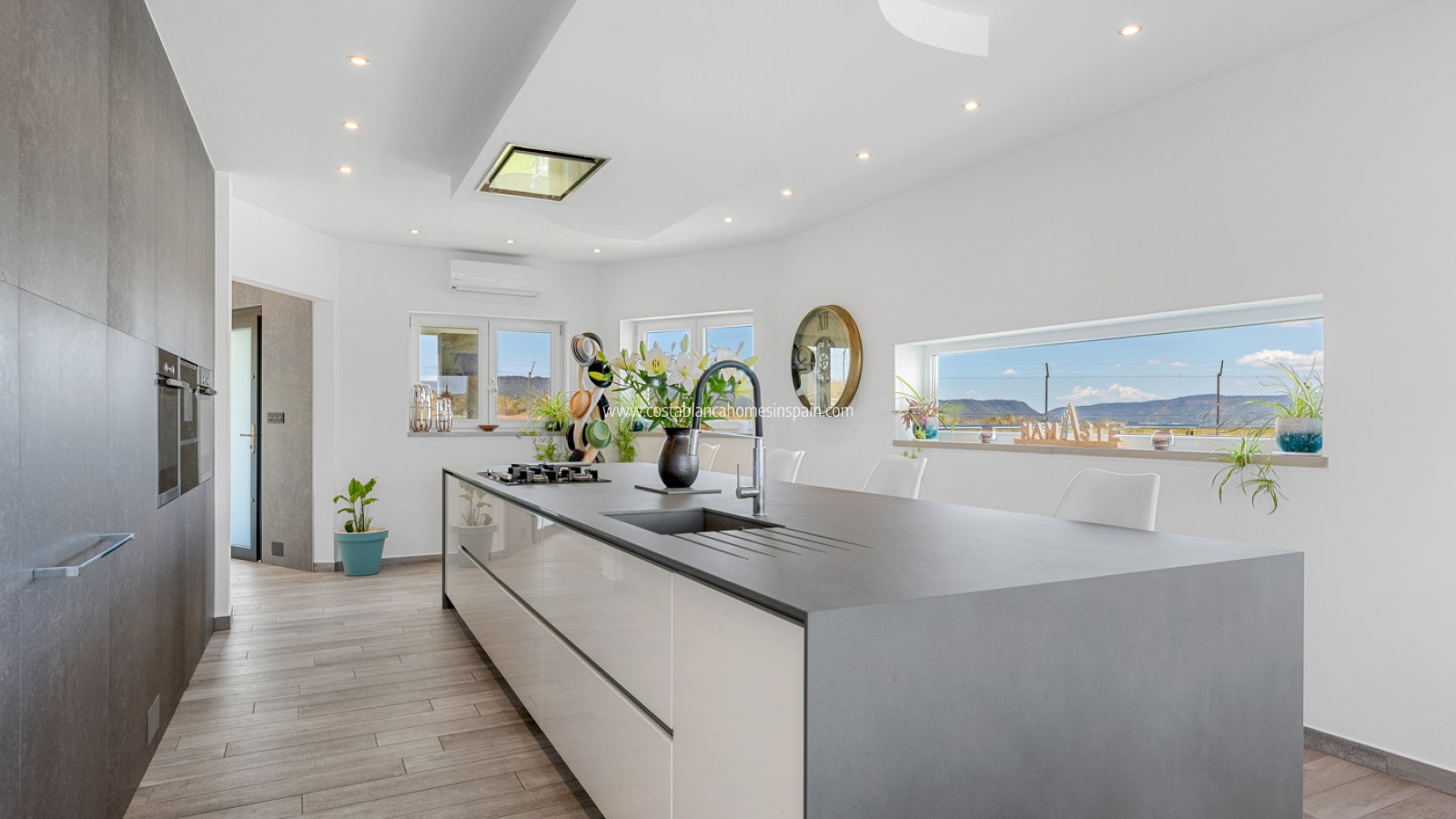 Resale -  - Torremendo