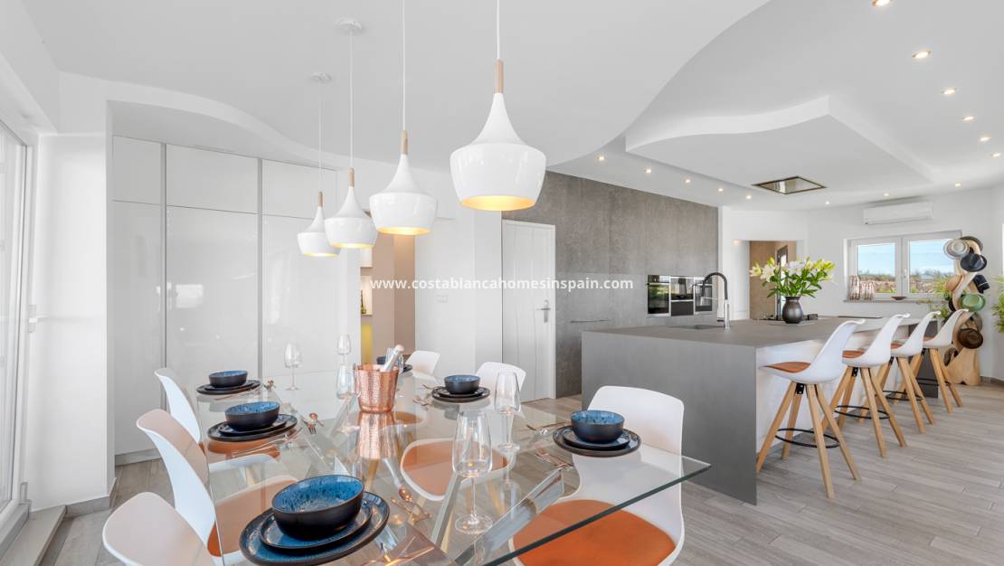 Resale -  - Torremendo