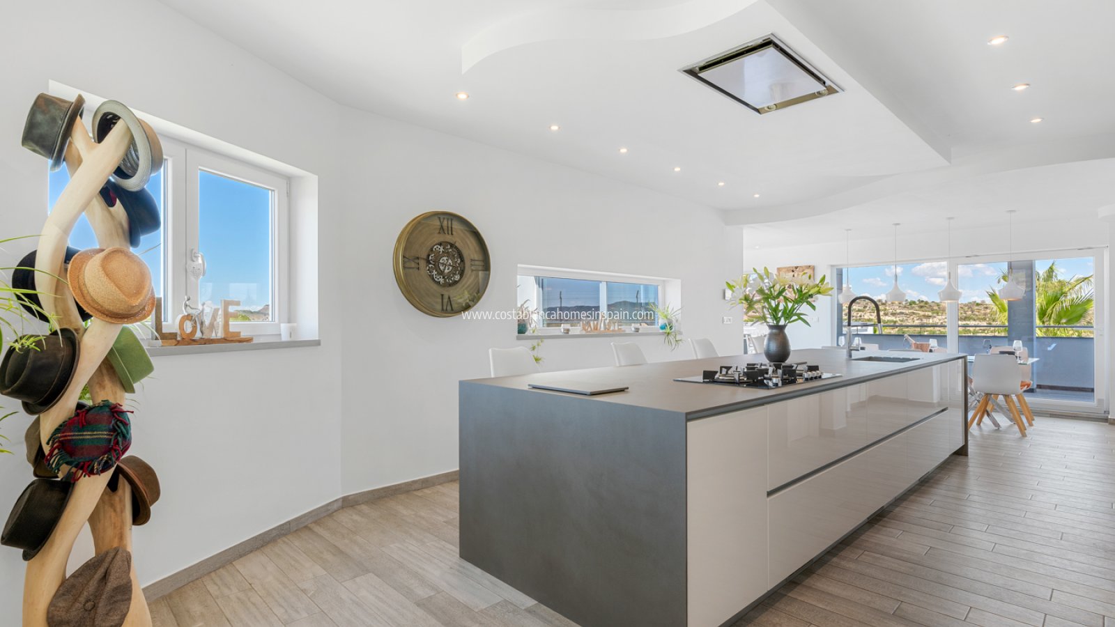 Resale -  - Torremendo