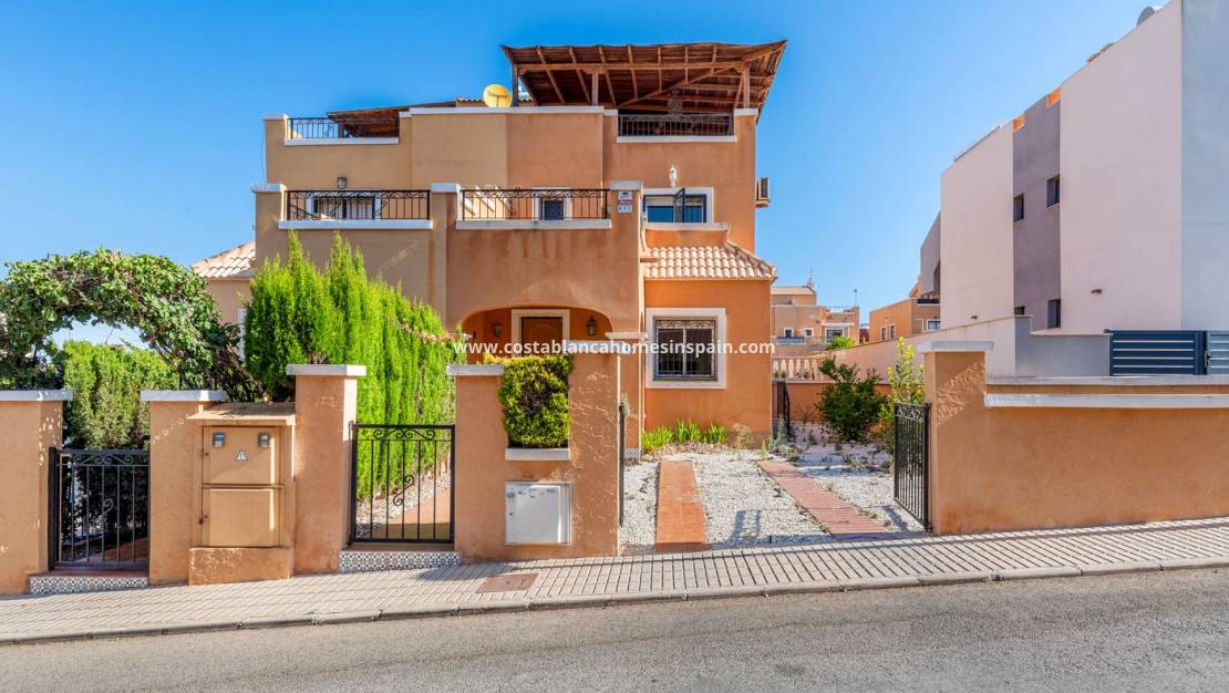 Resale - Town house - Orihuela Costa - Los Altos