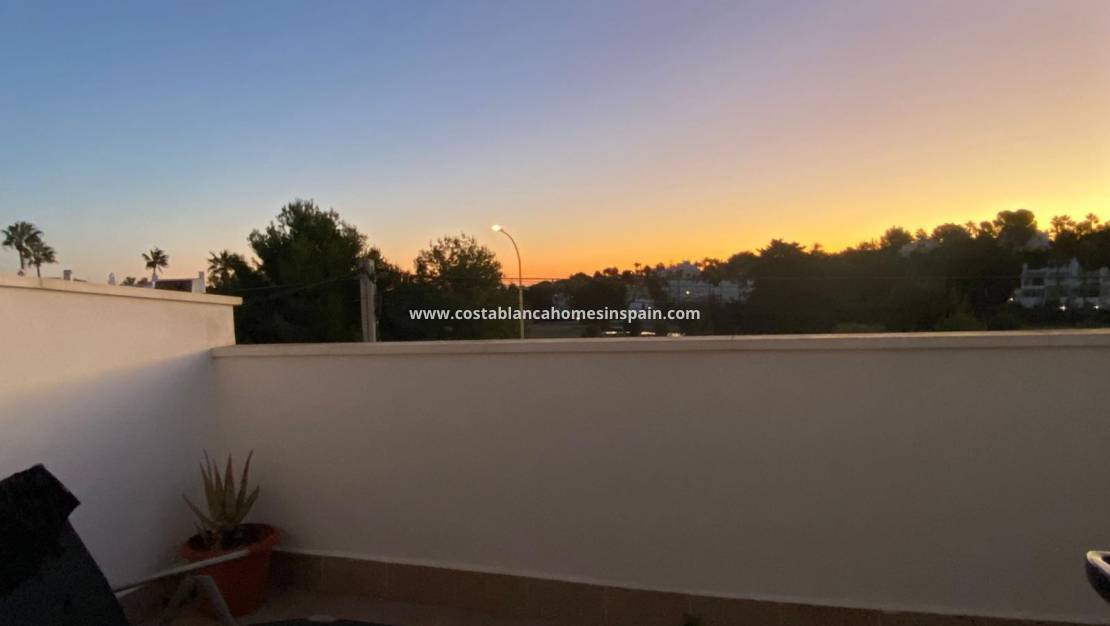 Resale - Town house - Orihuela Costa - Villamartin