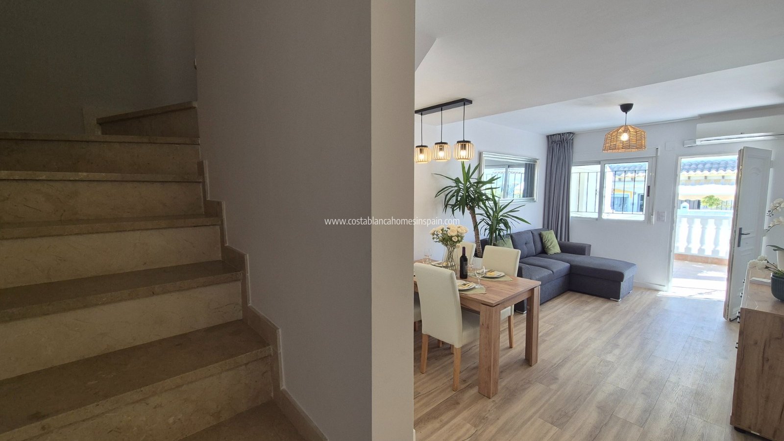 Resale - Townhouse - Alicante - La Florida