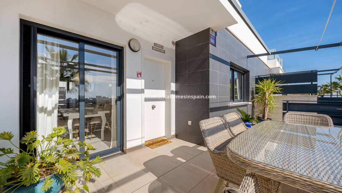 Resale - Townhouse - Cabo Roig