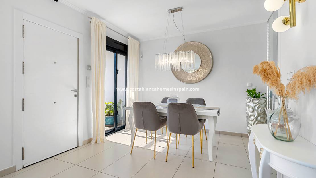 Resale - Townhouse - Cabo Roig