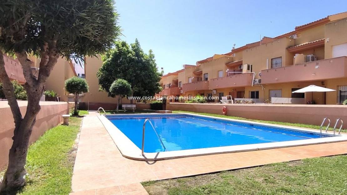 Resale - Townhouse - Cabo Roig