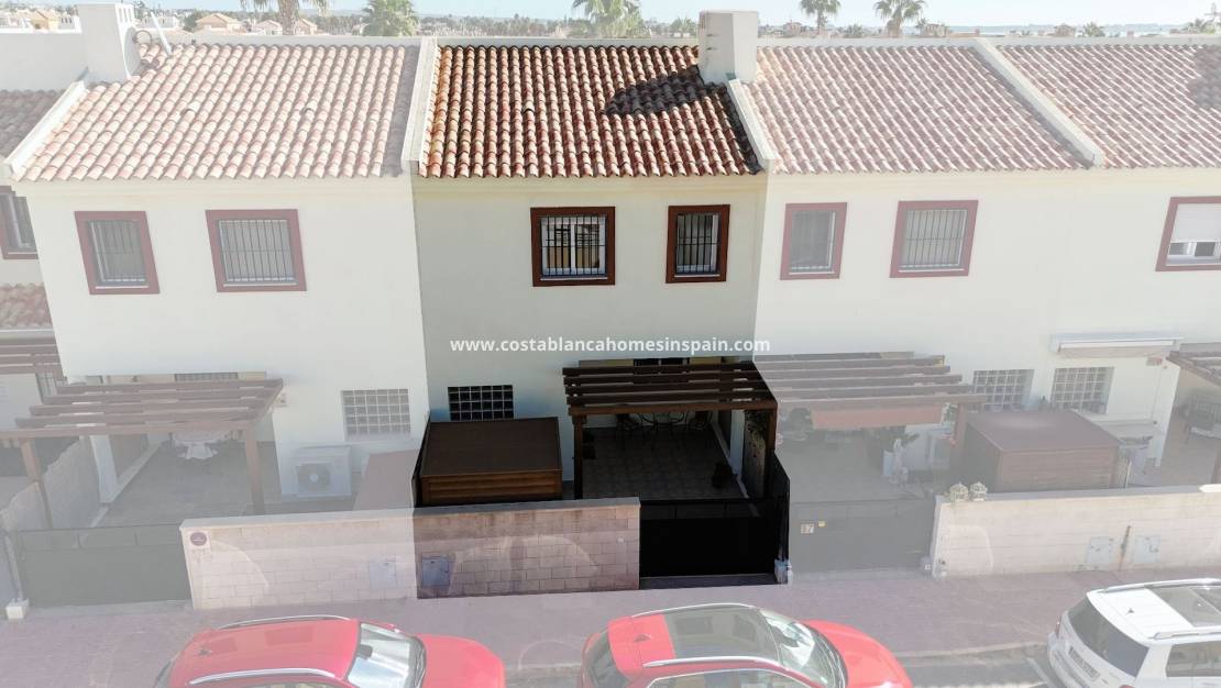 Resale - Townhouse - Ciudad Quesada