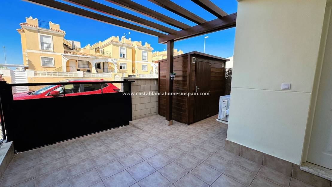 Resale - Townhouse - Ciudad Quesada