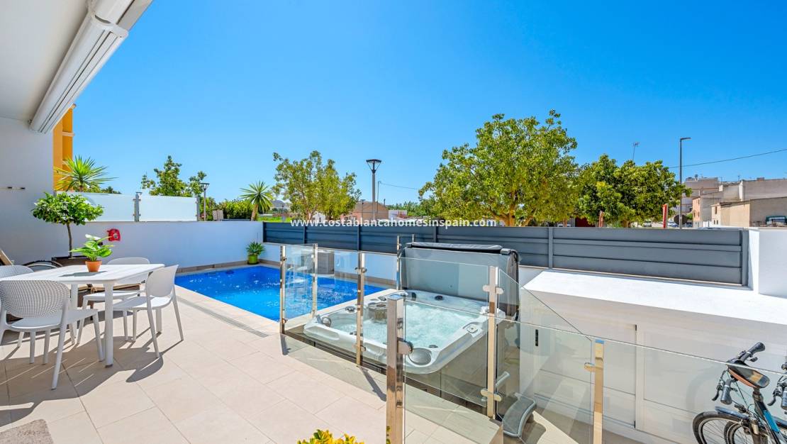 Resale - Townhouse - Formentera del Segura