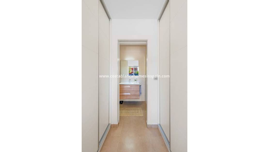 Resale - Townhouse - Formentera del Segura