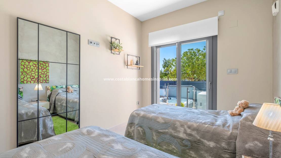 Resale - Townhouse - Formentera del Segura