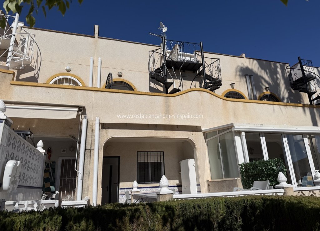 Resale - Townhouse - La Florida