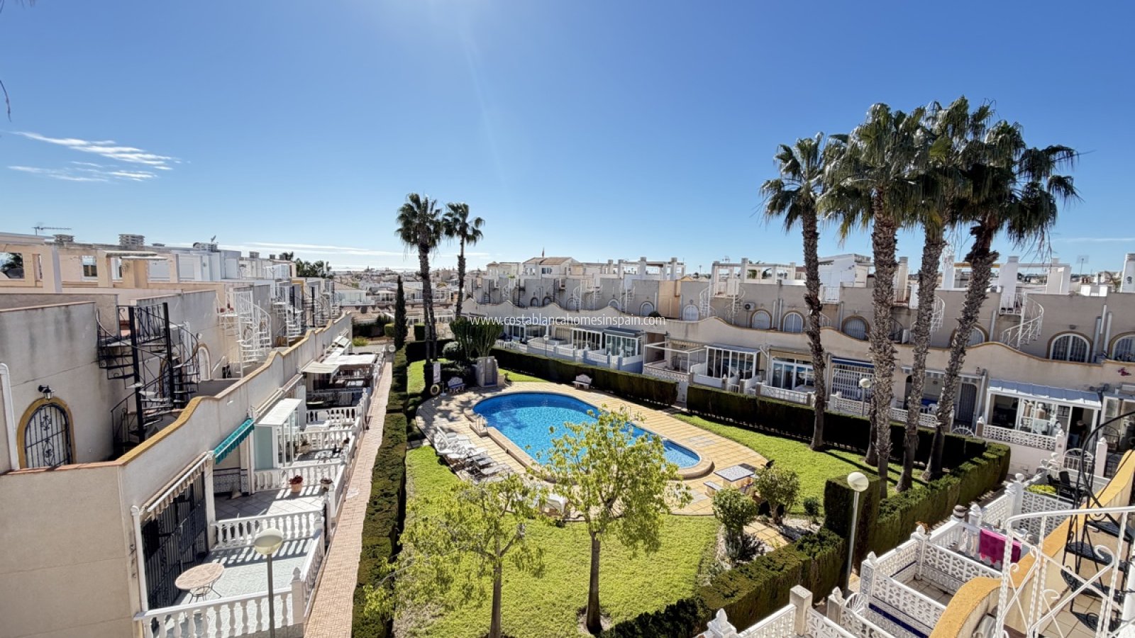 Resale - Townhouse - La Florida