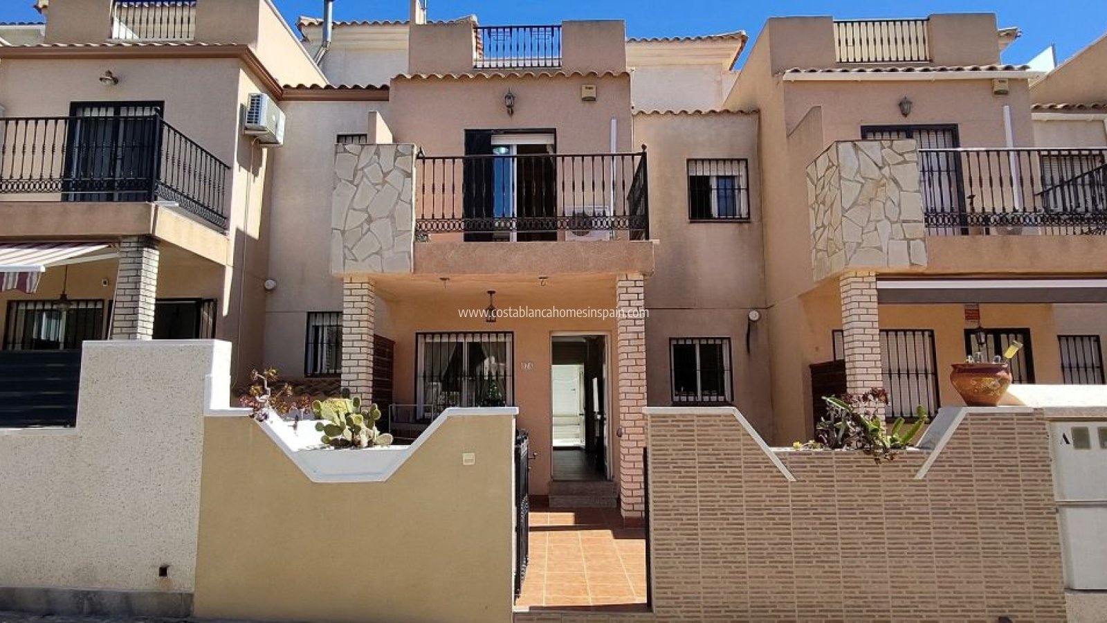 Resale - Townhouse - Los Altos