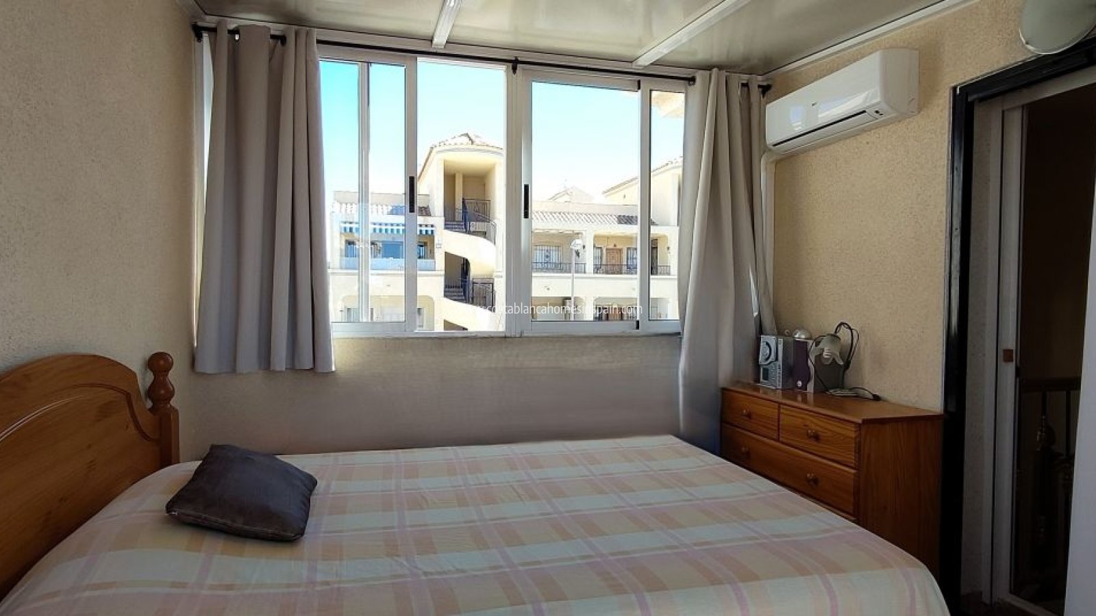 Resale - Townhouse - Los Altos