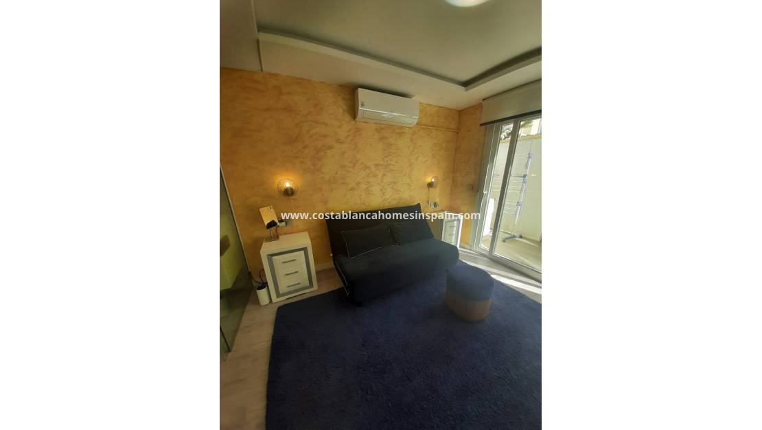 Resale - Townhouse - Los Altos