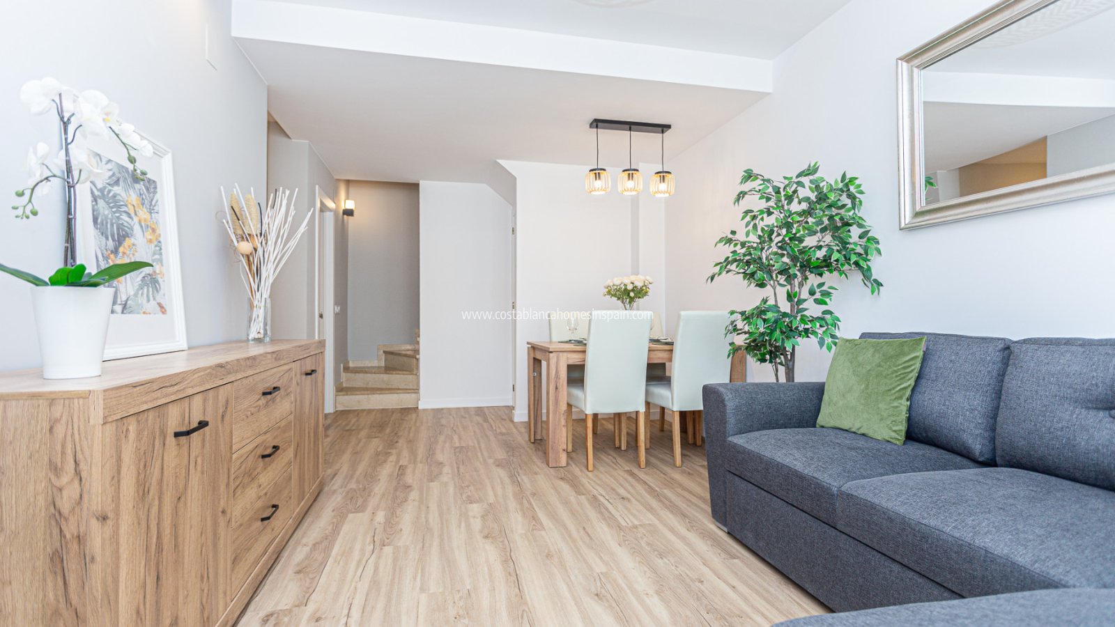 Resale - Townhouse - Los Altos