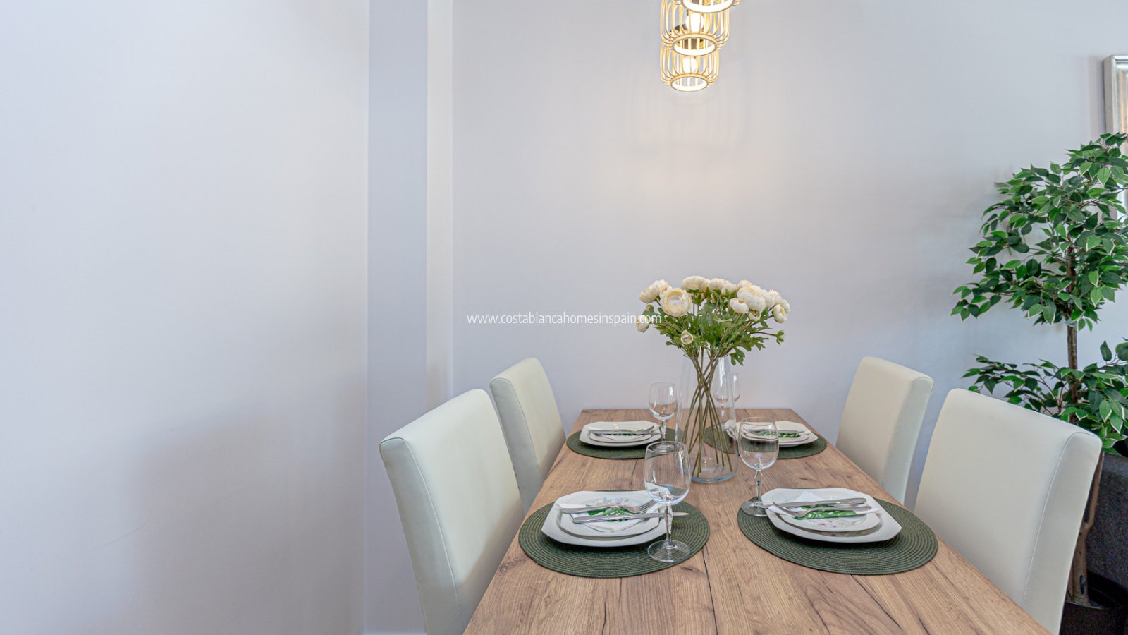 Resale - Townhouse - Los Altos