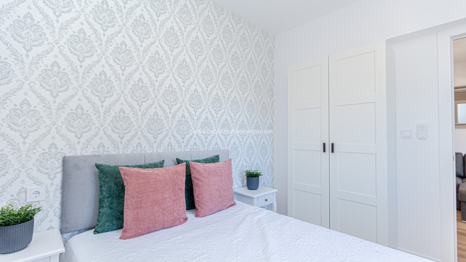 Resale - Townhouse - Los Altos