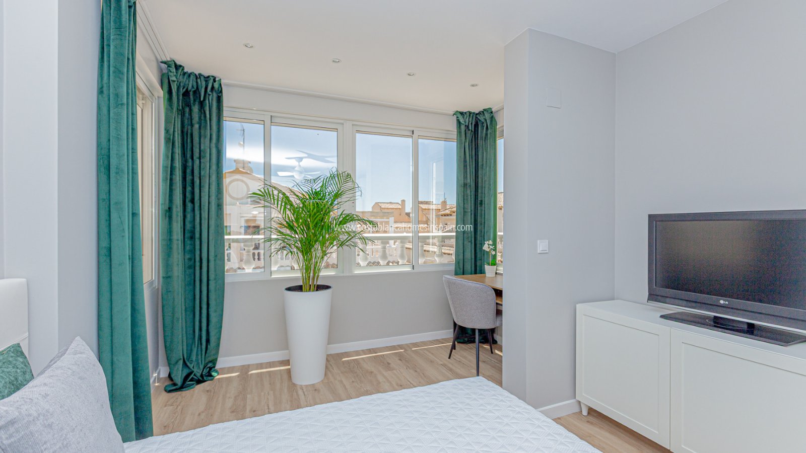 Resale - Townhouse - Los Altos