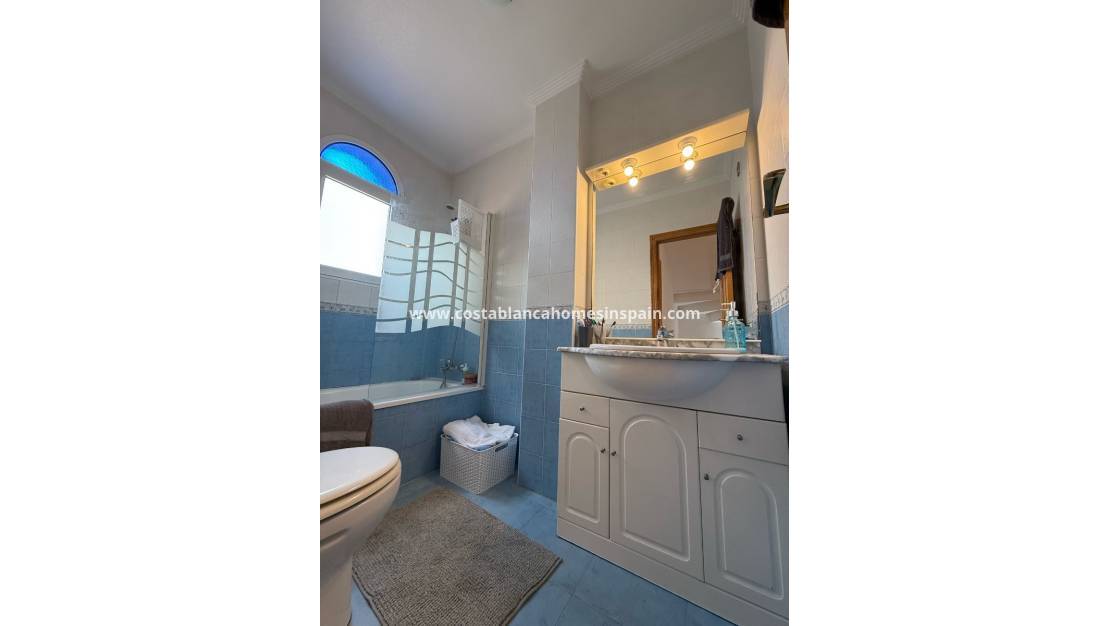 Resale - Townhouse - Los Dolses