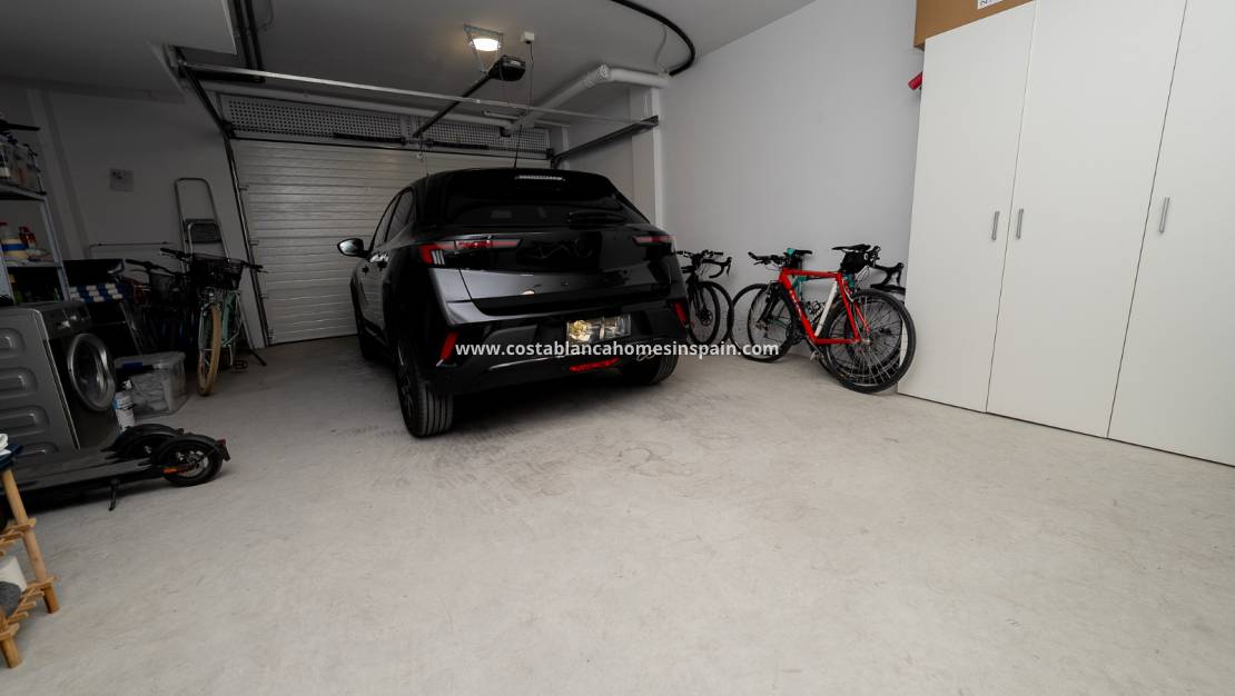 Resale - Townhouse - Los Dolses