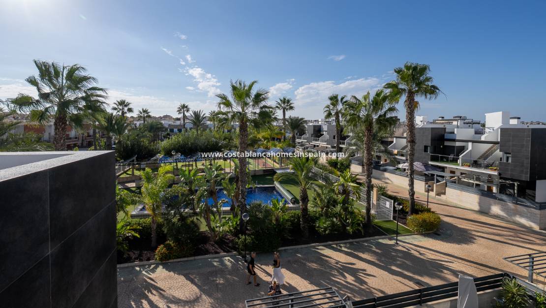 Resale - Townhouse - Los Dolses