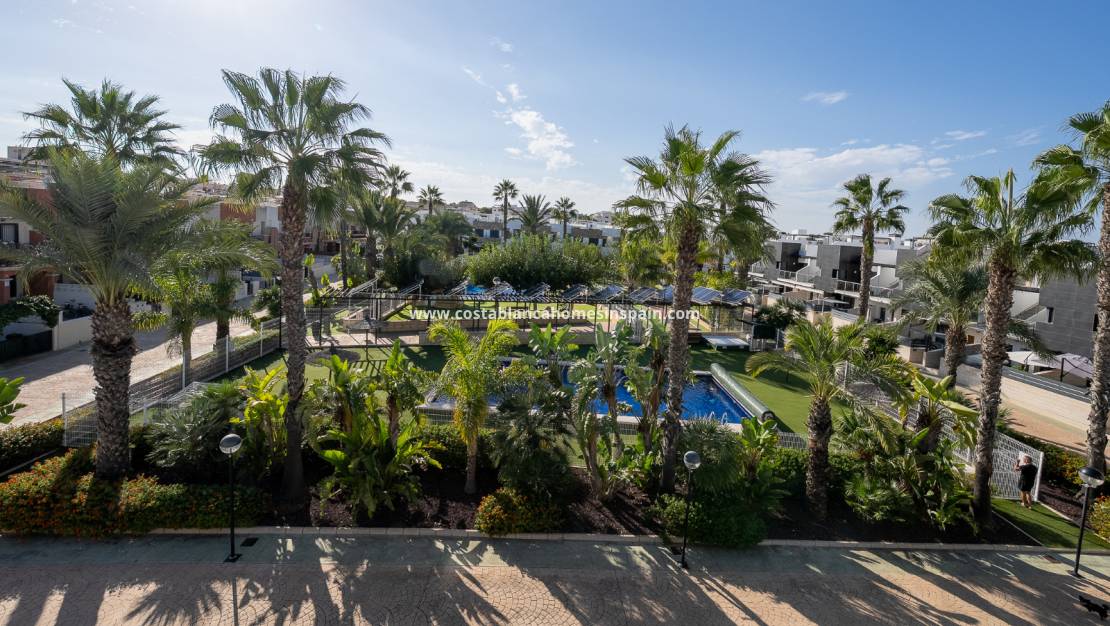 Resale - Townhouse - Los Dolses