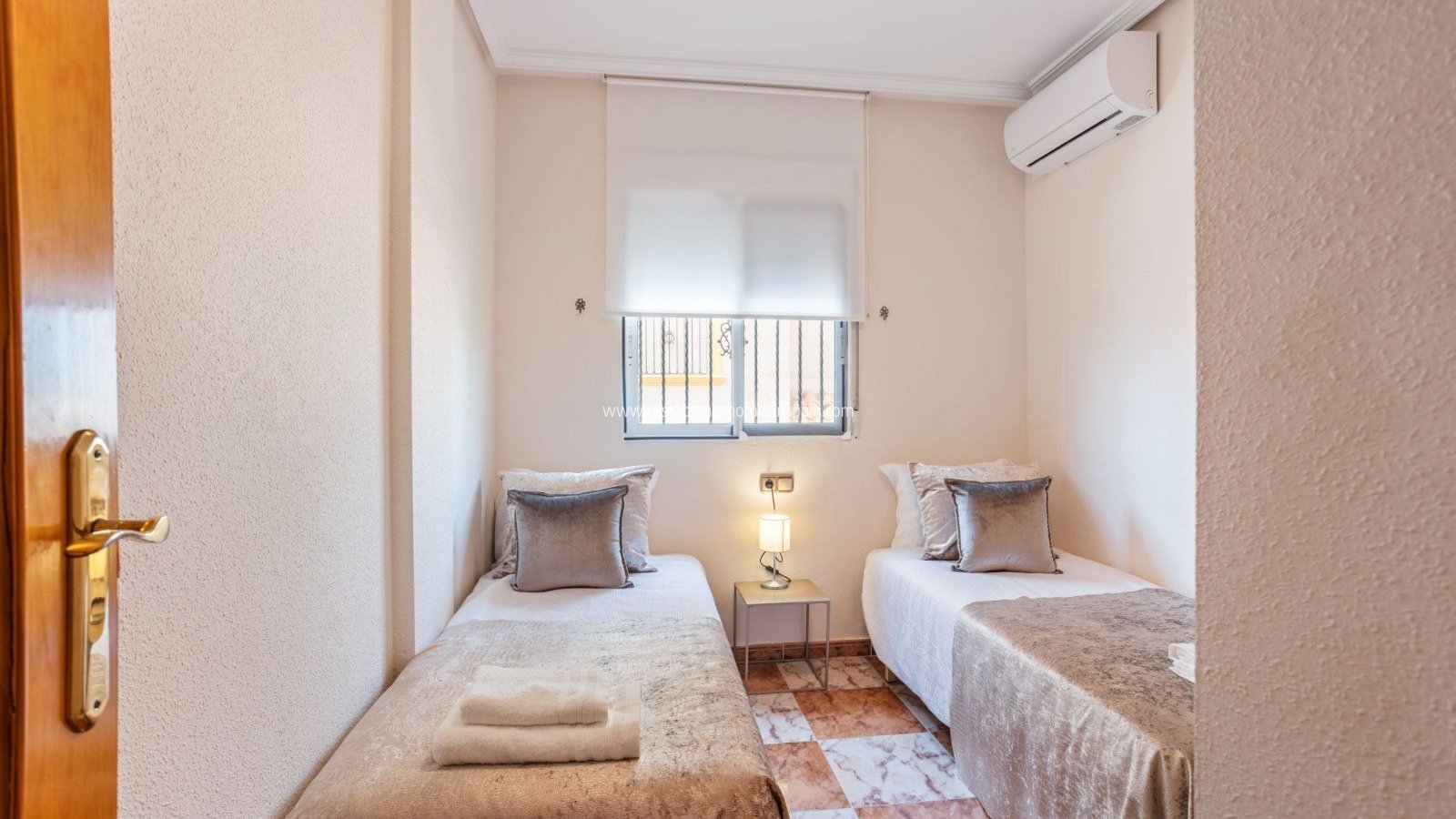 Resale - Townhouse - Orihuela Costa - La Regia
