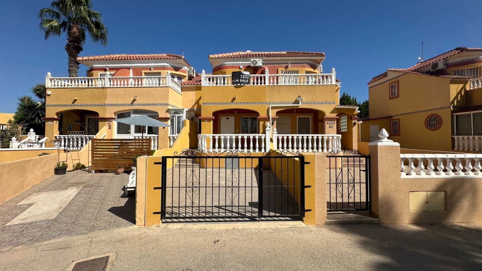 Resale - Townhouse - Orihuela Costa - La Regia