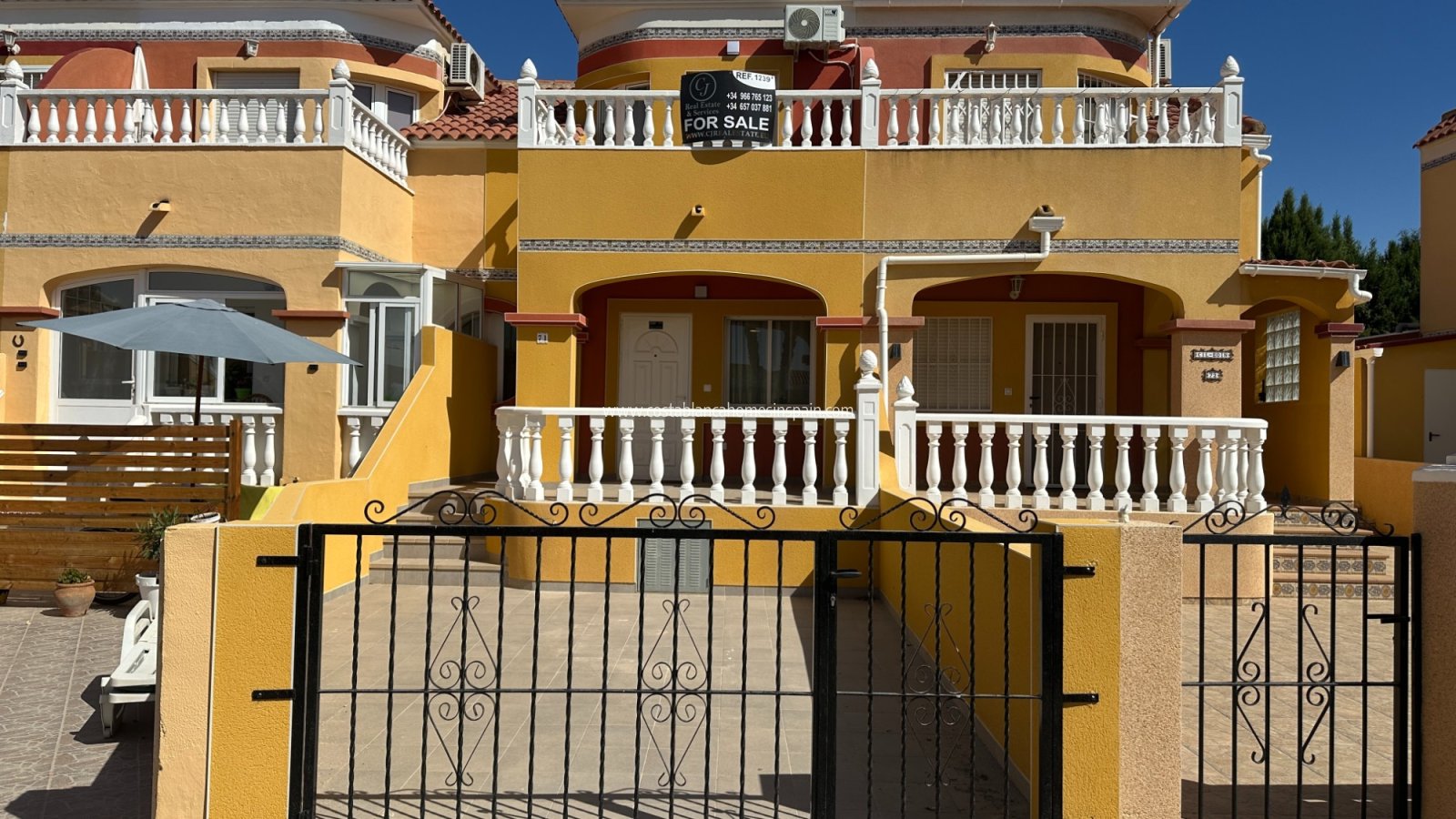 Resale - Townhouse - Orihuela Costa - La Regia