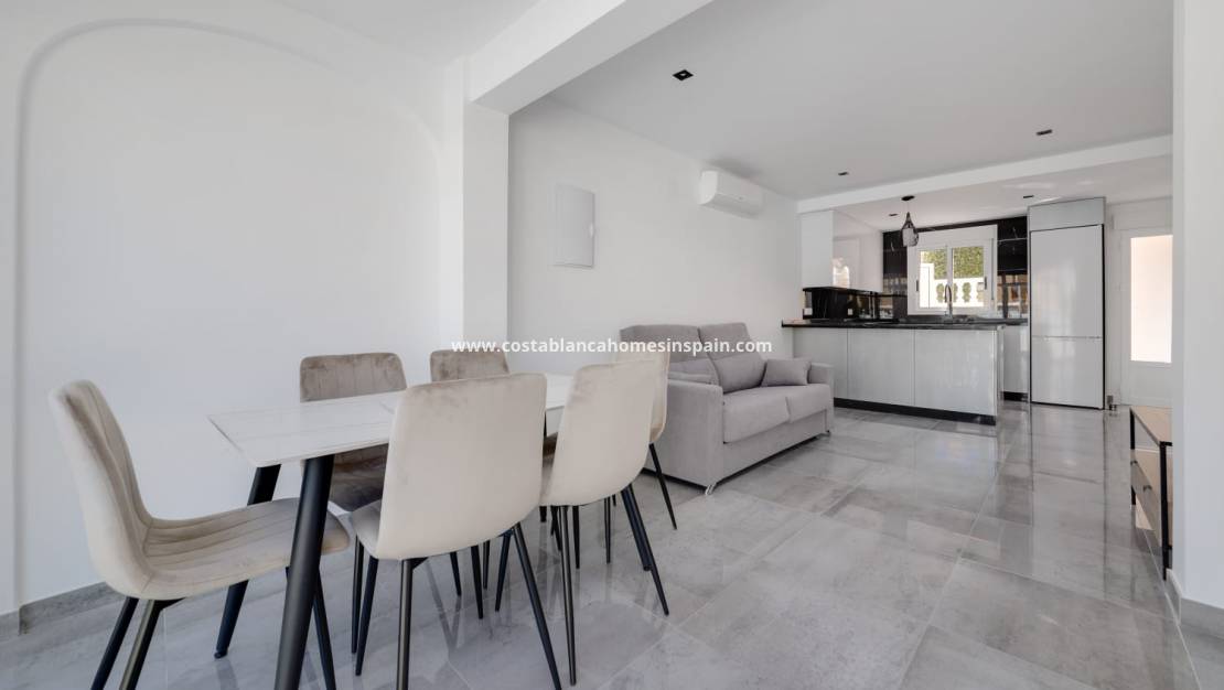 Resale - Townhouse - Orihuela Costa - La Zenia