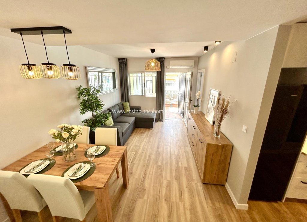 Resale - Townhouse - Orihuela - Urbanización Perla del Mar