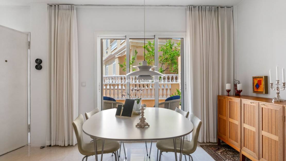Resale - Townhouse - Playa Flamenca - Costa Blanca