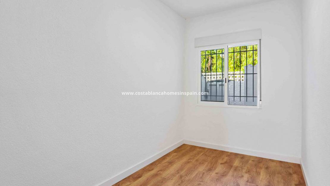 Resale - Townhouse - San Miguel de Salinas - BLUE LAGOON